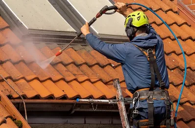 Démoussage et hydrofuge de toiture à Hérépian